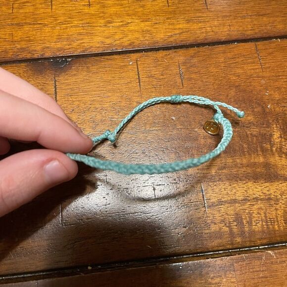 Brand New Pura Vida Bracelet - Picture 1 of 2